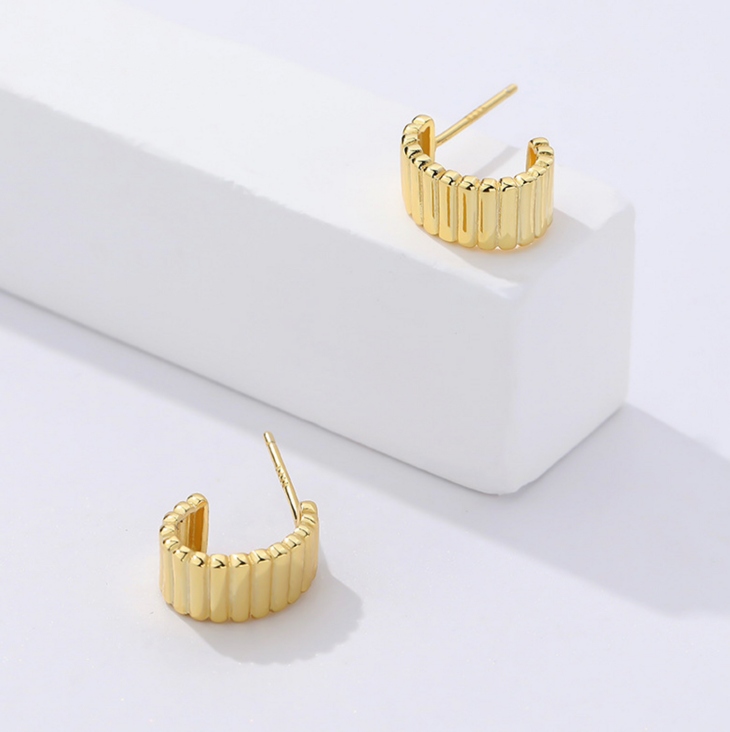 TEXTURED HOOP STUDS