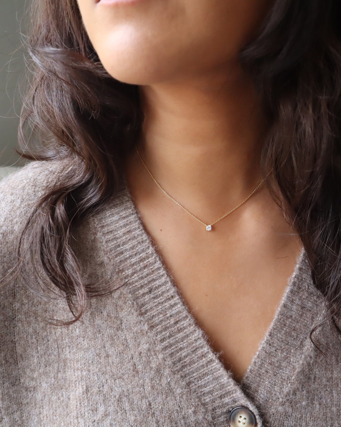 FLOATING SOLITAIRE NECKLACE