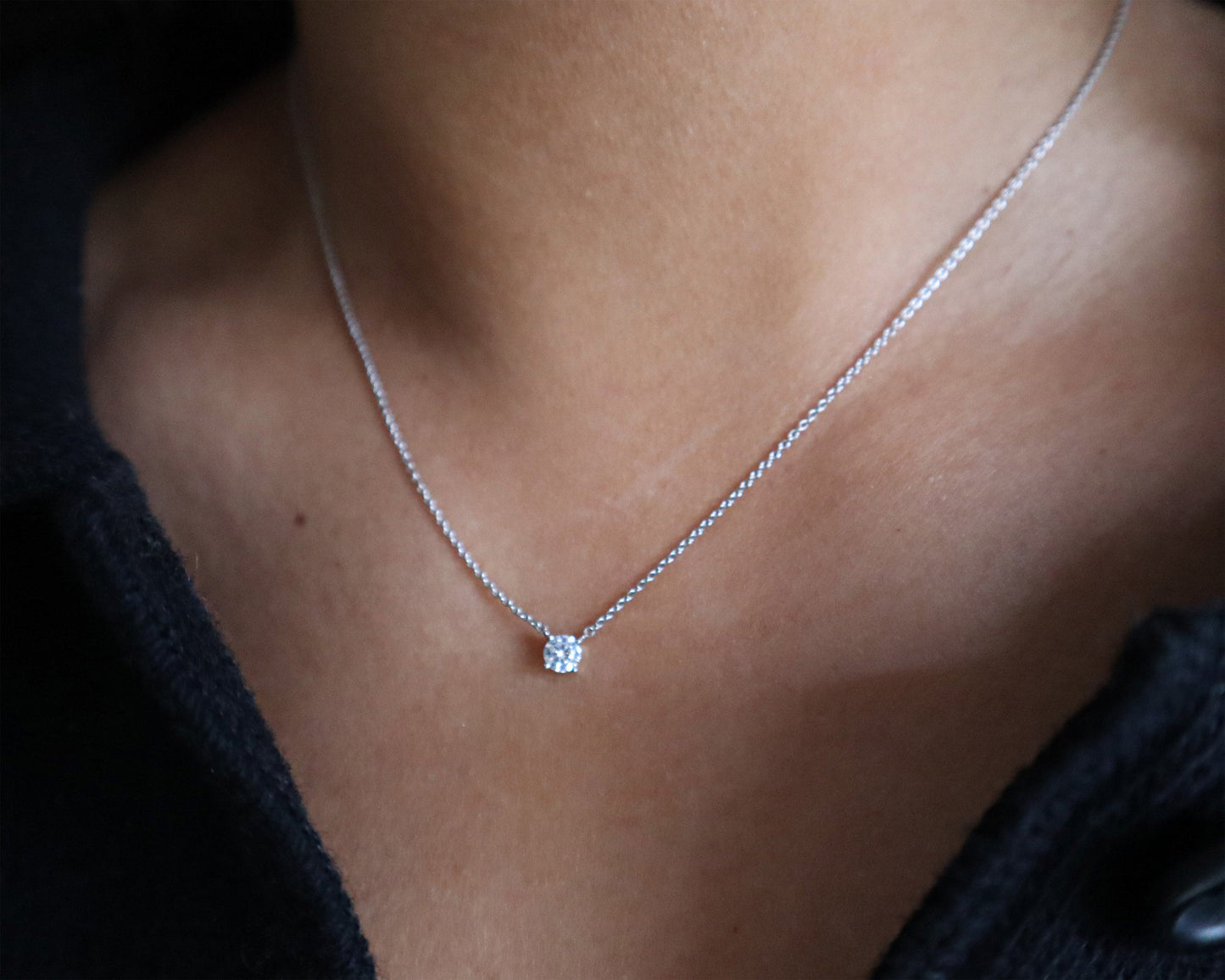 FLOATING SOLITAIRE NECKLACE