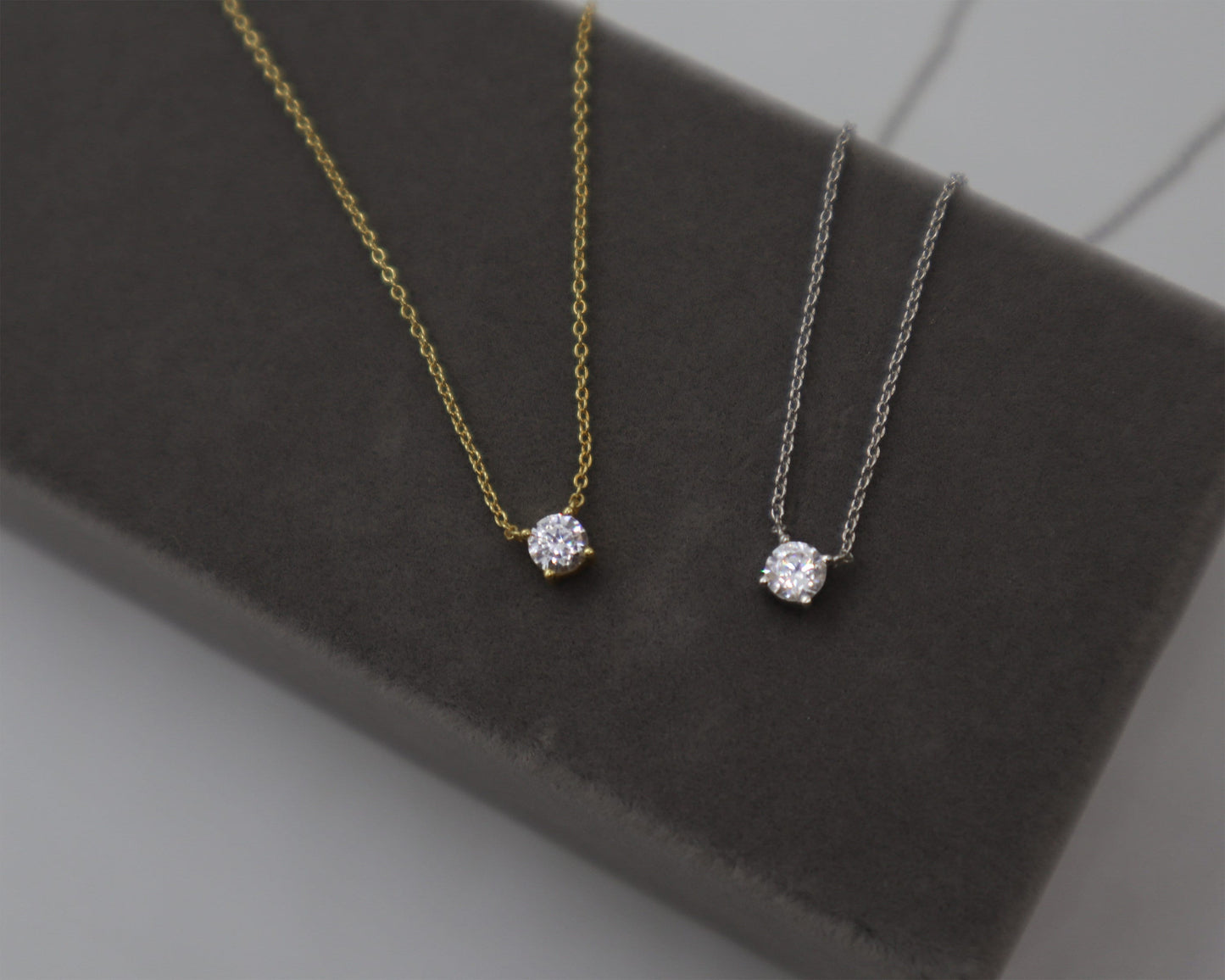 FLOATING SOLITAIRE NECKLACE