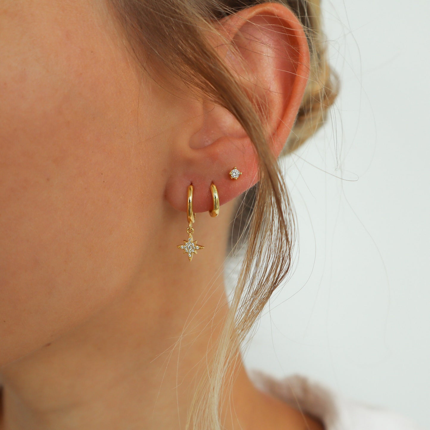 GOLDSTAR EARRING SET